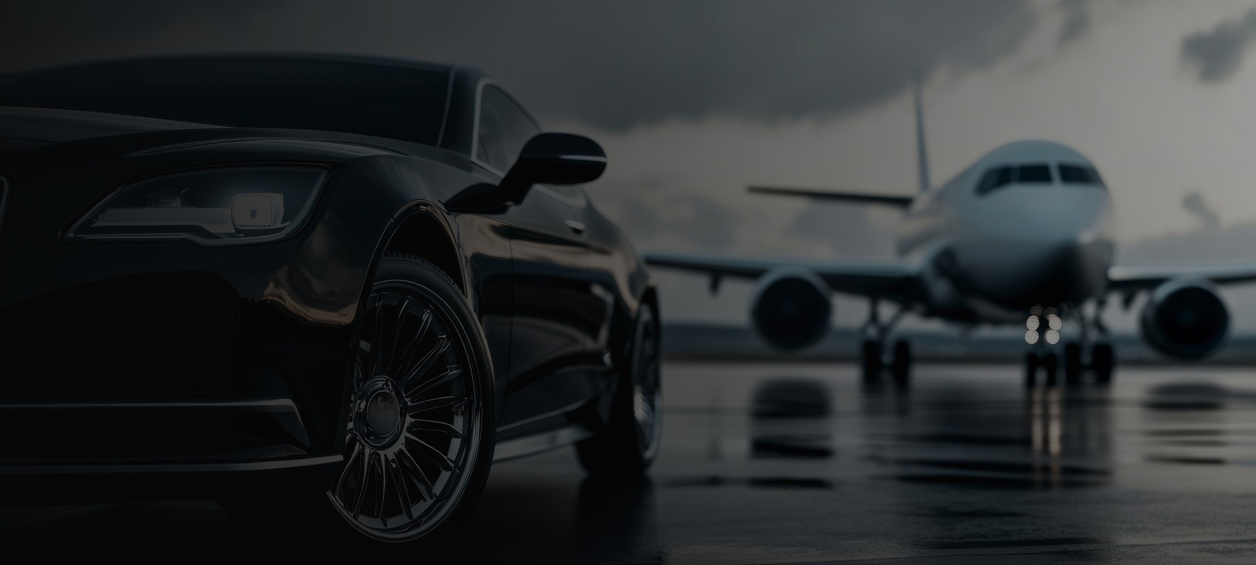 Berline noire VTC luxe sur tarmac avec avion privé en arrière-plan — PrestigeDrivers